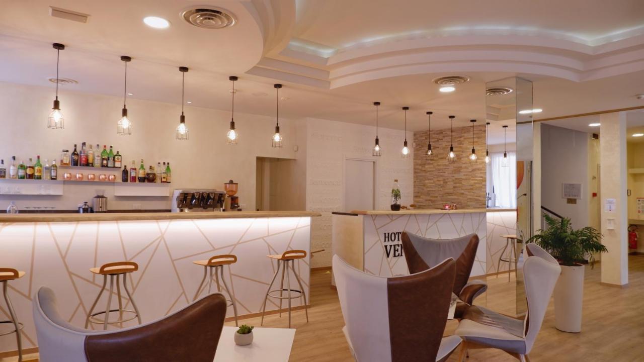 לידו די ג'סולו Hotel Venezuela מראה חיצוני תמונה