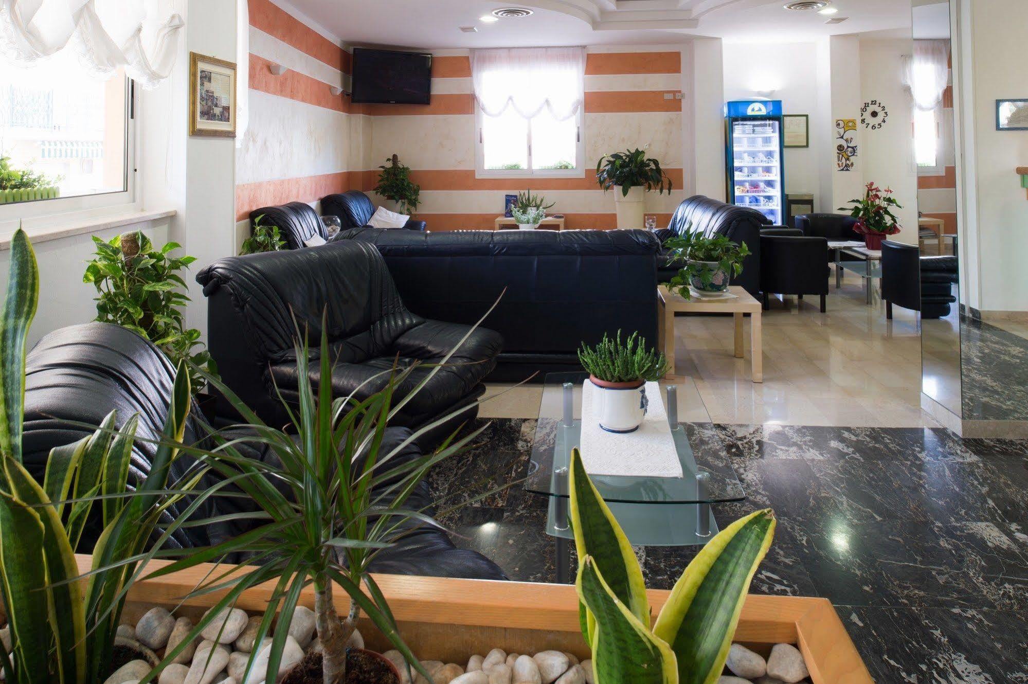 לידו די ג'סולו Hotel Venezuela מראה חיצוני תמונה
