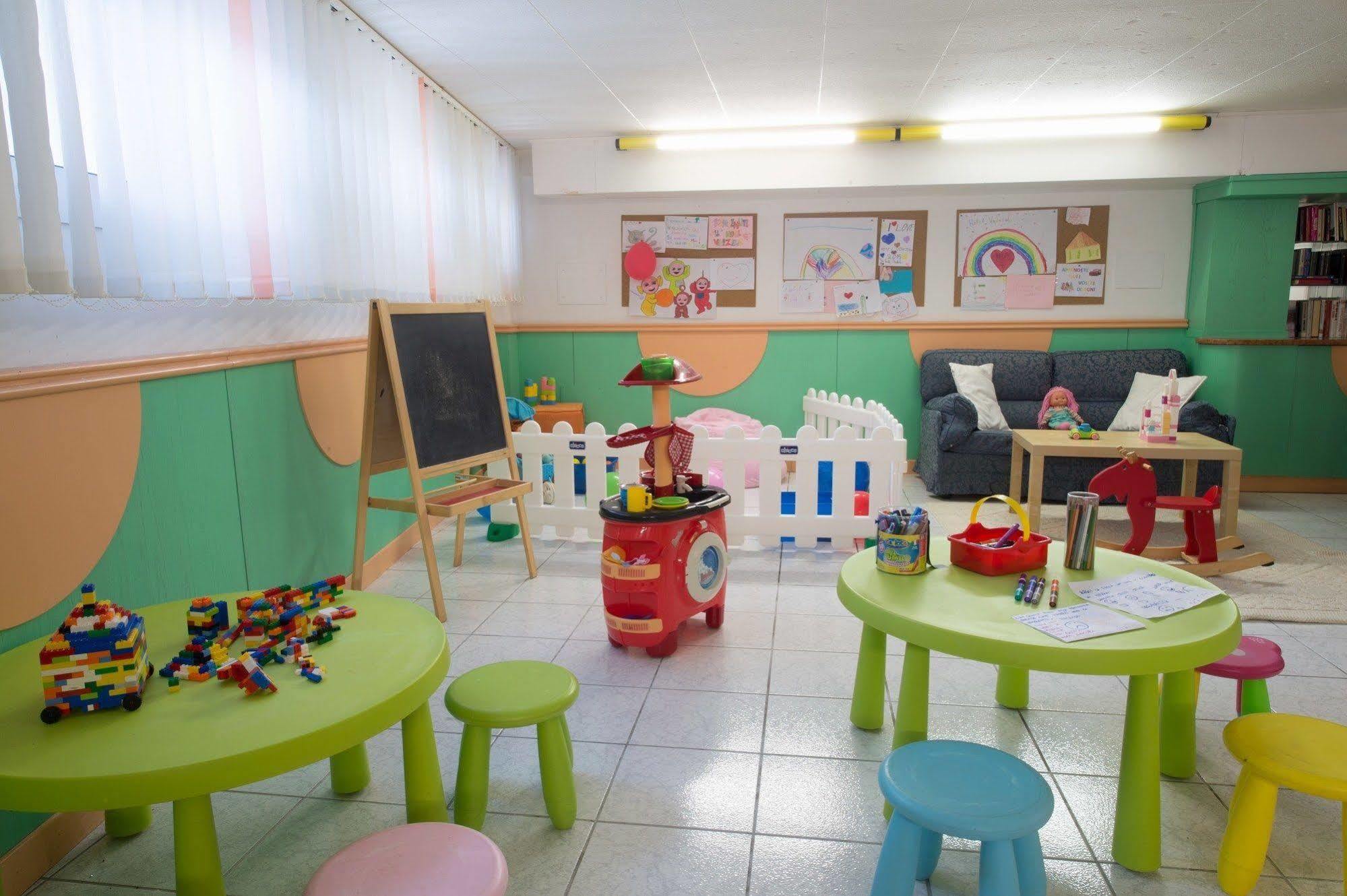 לידו די ג'סולו Hotel Venezuela מראה חיצוני תמונה