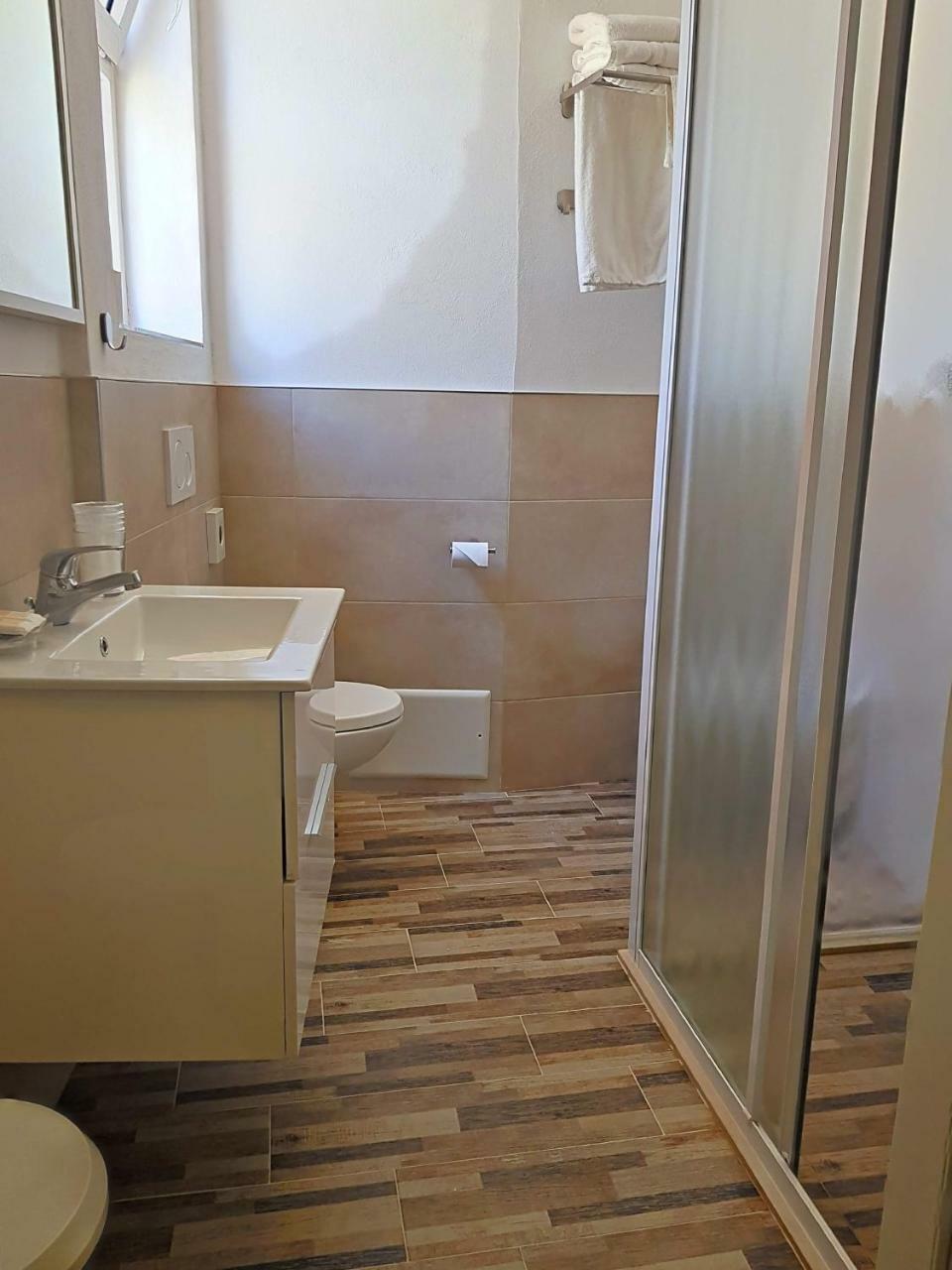 לידו די ג'סולו Hotel Venezuela מראה חיצוני תמונה